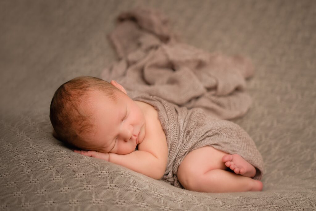 20210331  85S5873 Edit Edit Edit 1024x683 - Newborn Photography