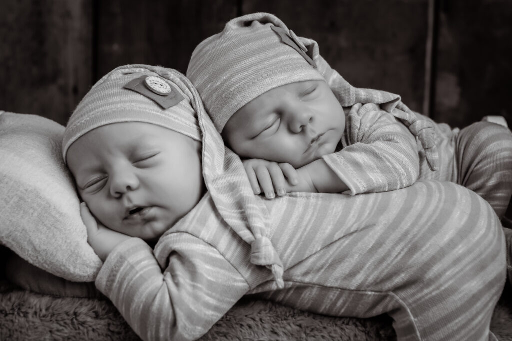 Blake Desilets Twin Infants 1020 1024x683 - Portfolio: Infant Photography