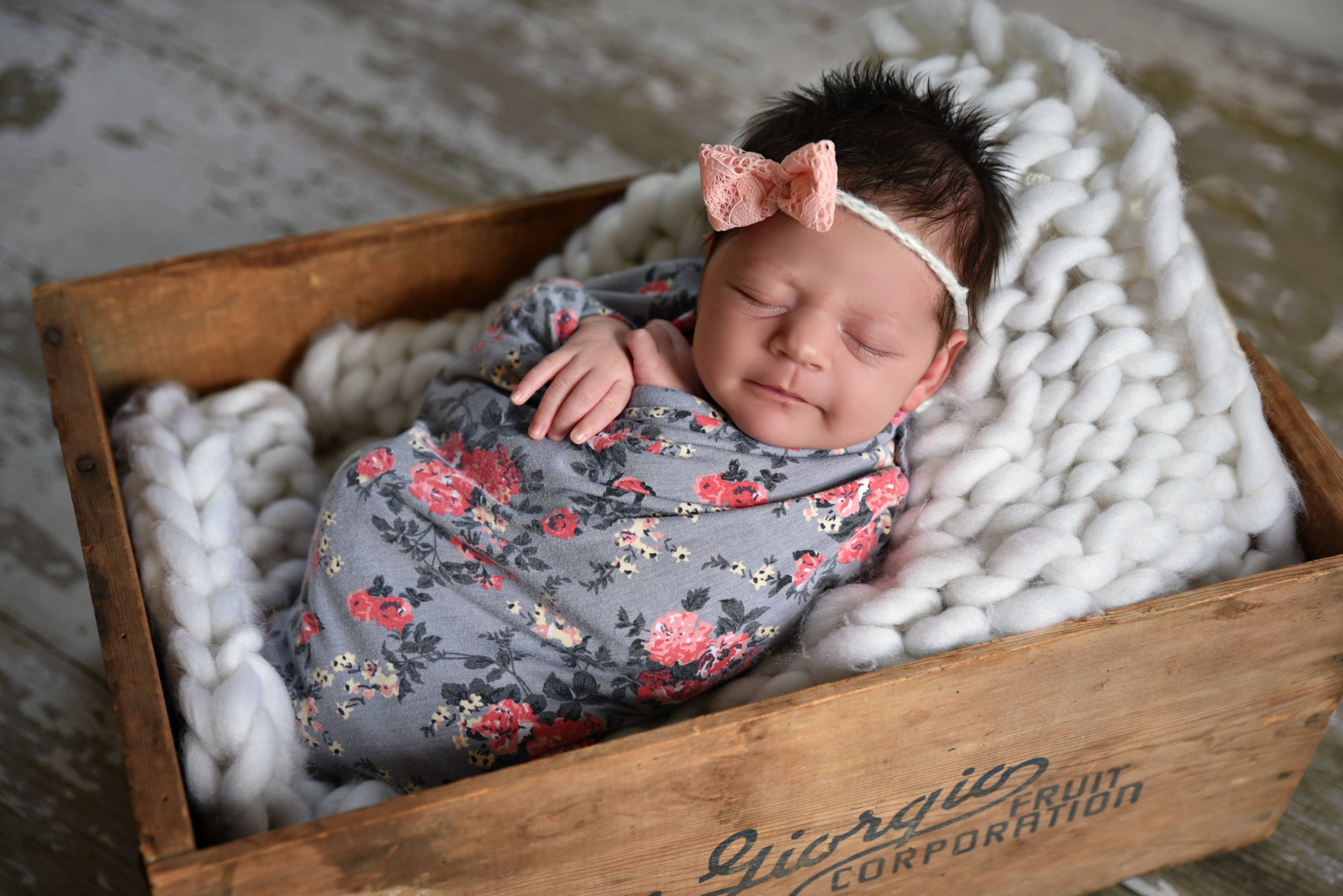 Newborn Photographer 2 - Portfolio: Infant Photography