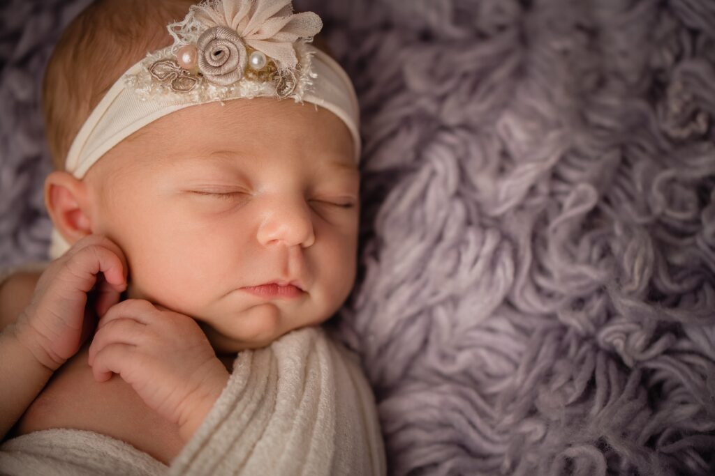 Shelby Maniatty Infant 1046 1024x683 - Newborn Photography