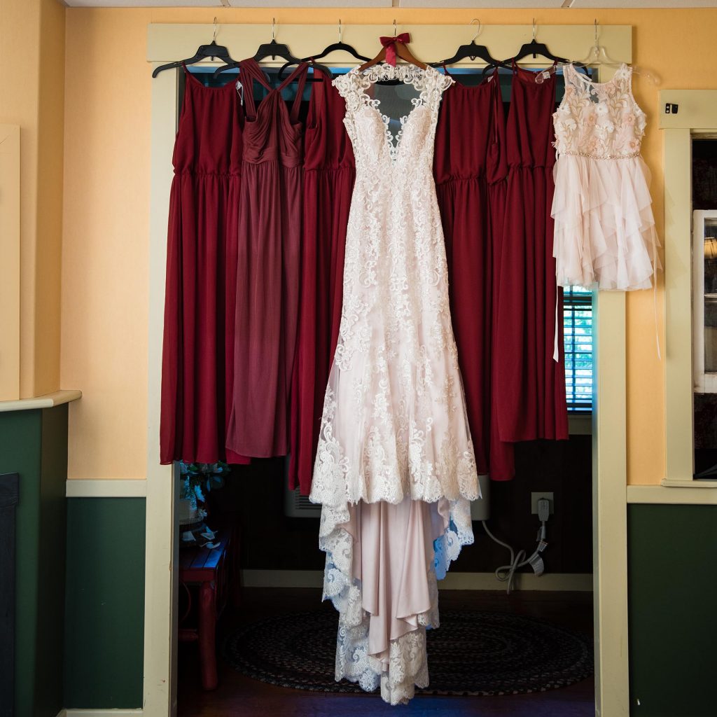 Tilton Singer Wedding 1074 1024x1024 - Portfolio: Engagements / Weddings