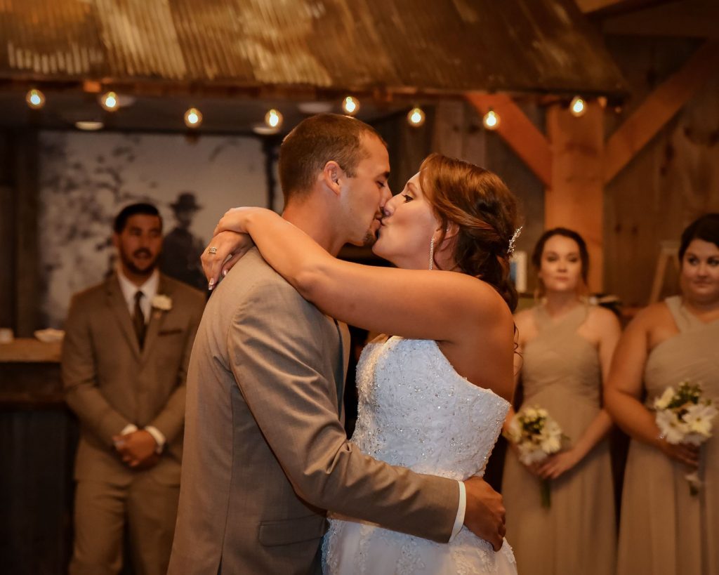 Wedding Photographer 2 1024x819 - Portfolio: Engagements / Weddings