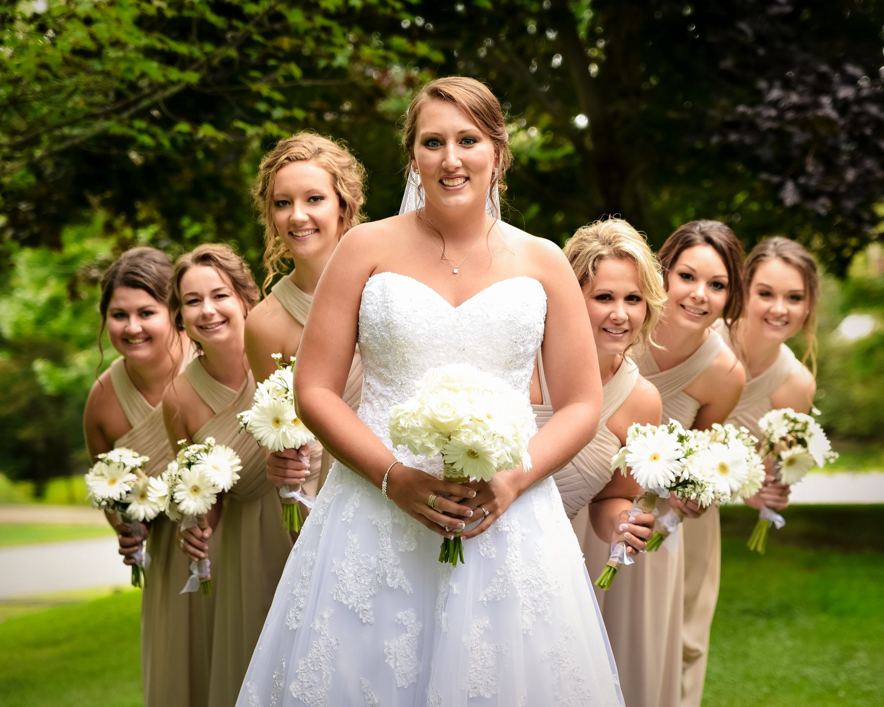 Wedding Photographer - Portfolio: Engagements / Weddings