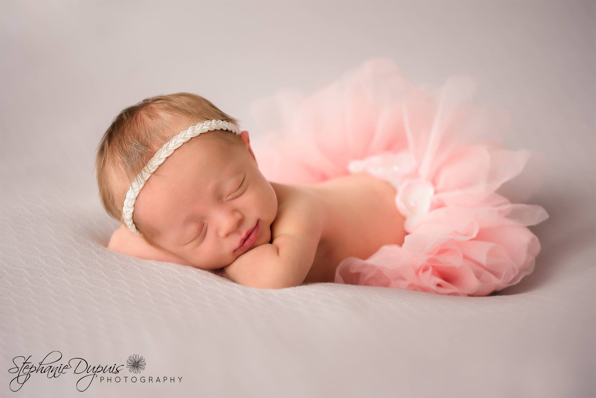 Leavitt 9 - Portfolio: Esme Newborn Session