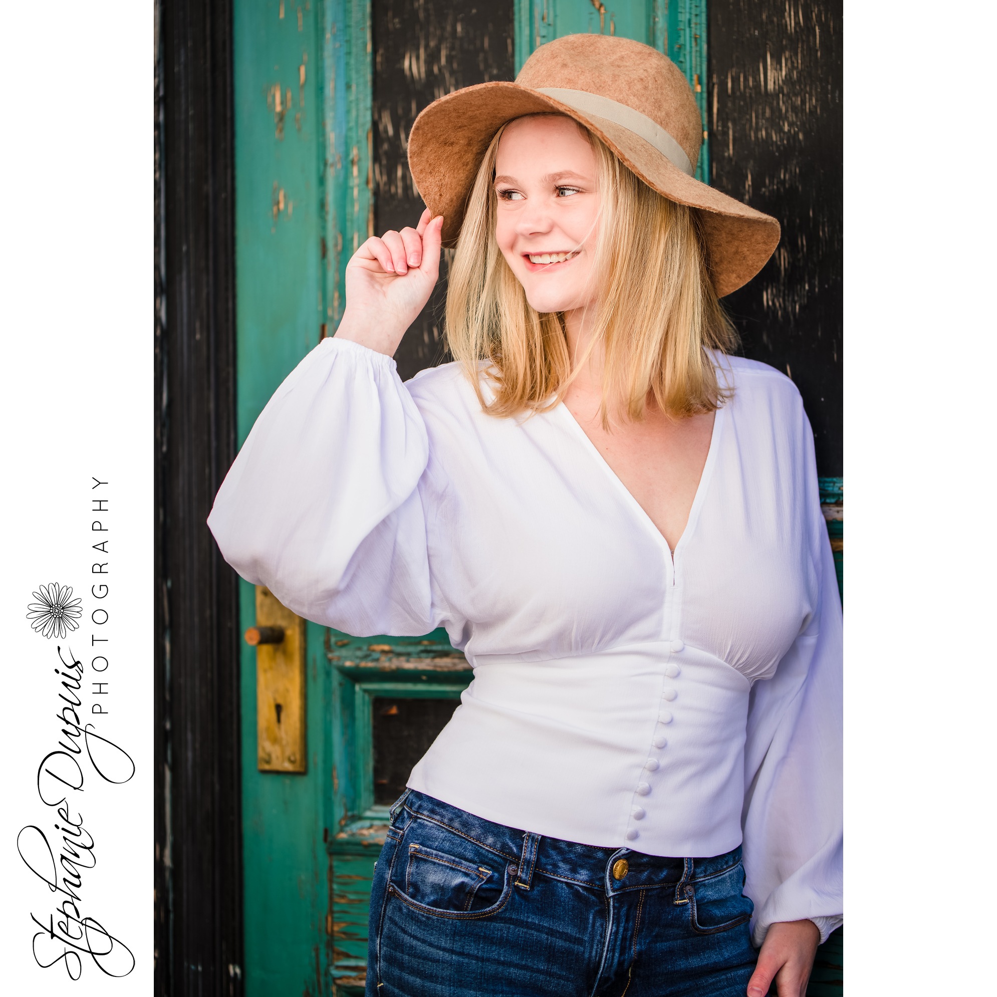 Riendeau 3 2 - Portfolio: Lisa HS Senior Session