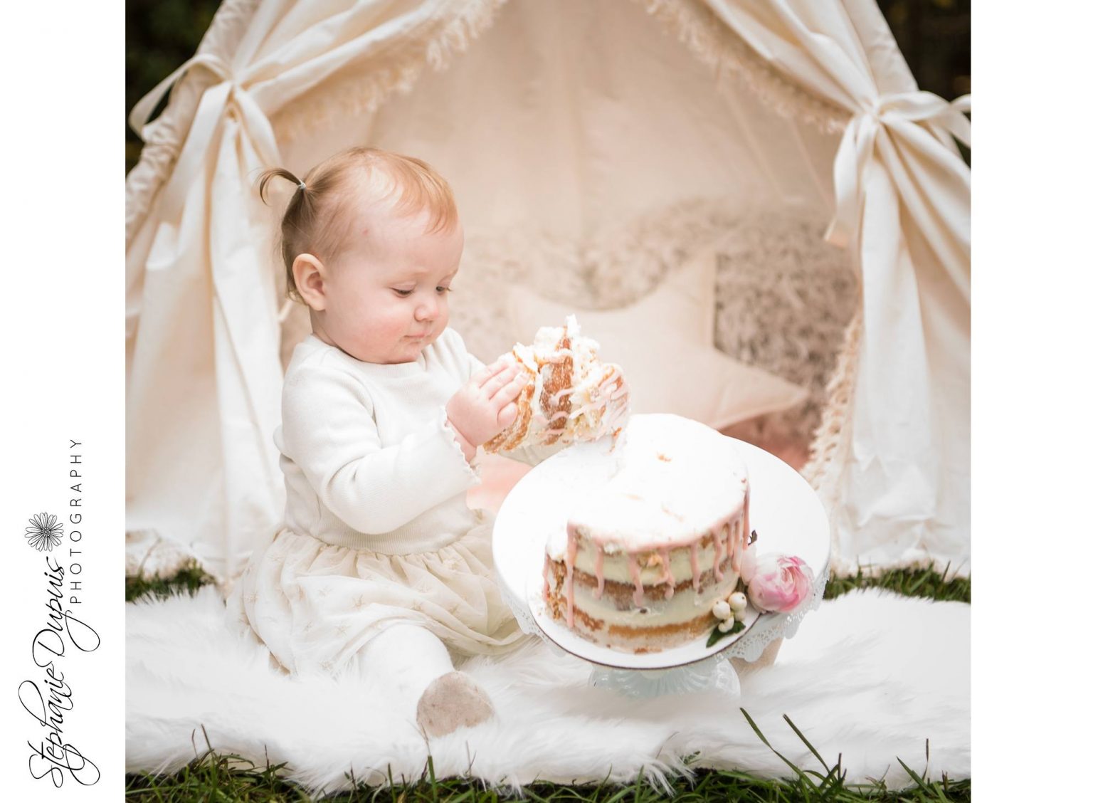 bromley cake smash 8 1536x1128 - Portfolio: Laura Mae Cake Smash